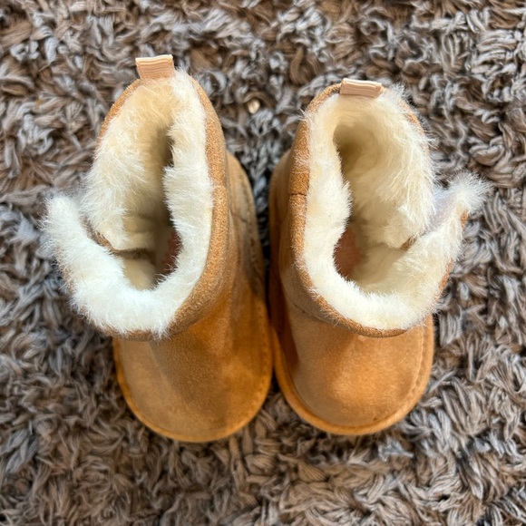 Baby booties ugg-like - Picture 3 of 4